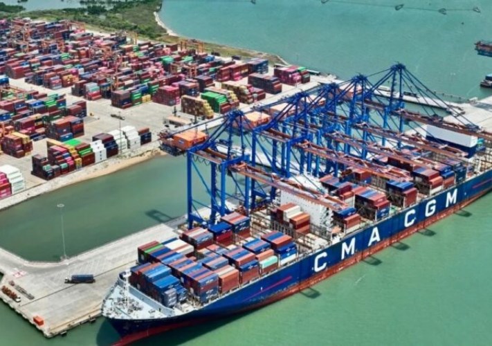 شركة CMA CGM تعلن رسوم جديدة على أسعار النوالين للشحنات من المتوسط ​​إلى موانئ الشرق الأقصى
