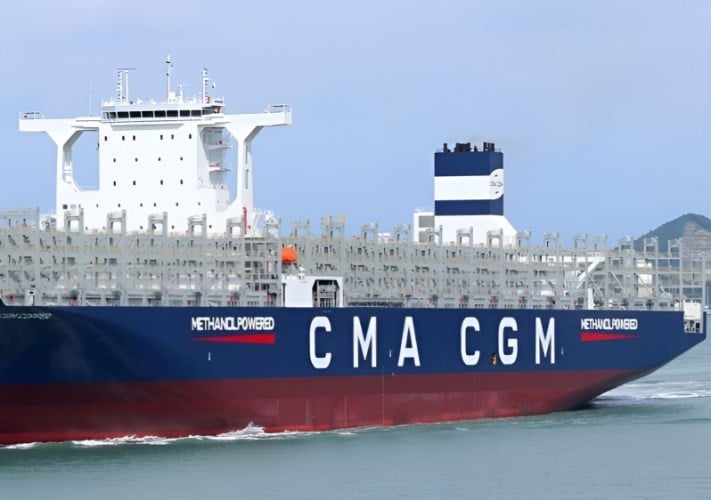 شركة CMA CGM تستلم سفينة حاويات عملاقة بسعة 13,136 حاوية مكافئة
